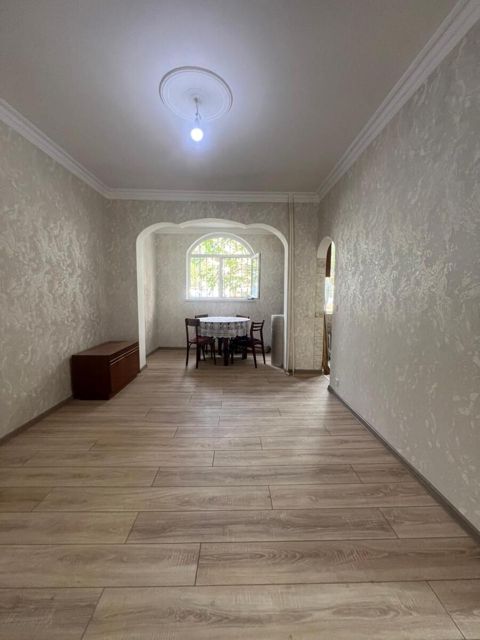 Satılır 2 otaqlı köhnə tikili 52 m² — Bakı
