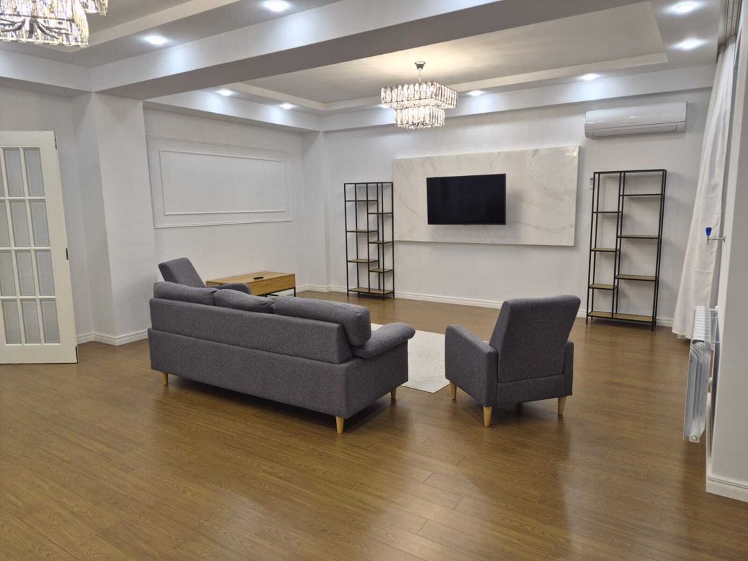 İcarəyə verilir 4 otaqlı yeni tikili 213 m² — Mənzil, Bakı (3)