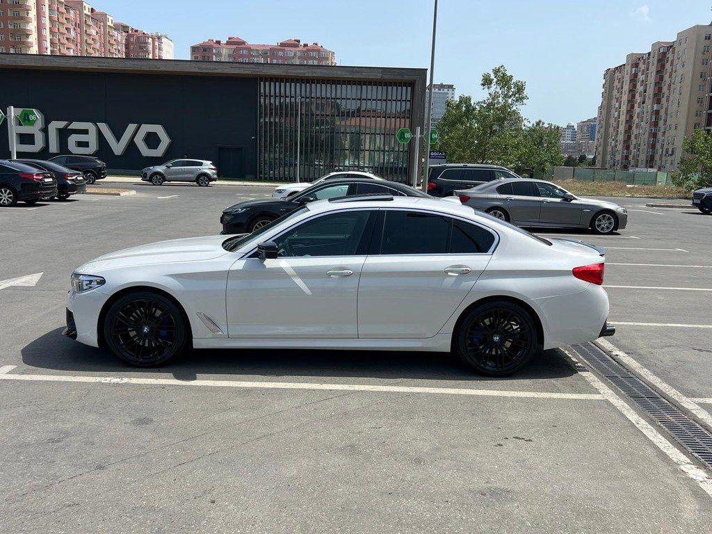 BMW 530, 2.0 L, 2017 il, 167 000 km — Avtomobillər, Bakı (3)