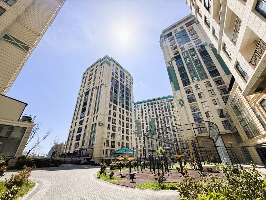 Satılır 3 otaqlı yeni tikili 140 m² — Mənzil, Bakı (2)