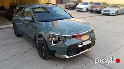 Kia Niro, 64.8 kWh, 2024 il, 26 000 km