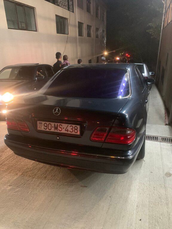 Mercedes E 200, 2.0 L, 2000 il, 600 000 km — Avtomobillər, Şirvan (9)