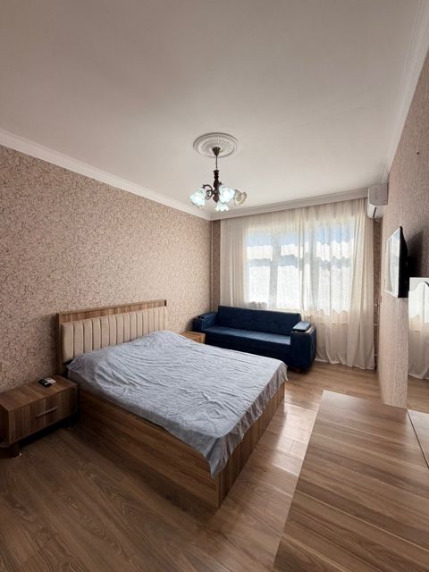 2-otaqlı mənzil kirayə verilir, 20 Yanvar m., 120 m² — Bakı