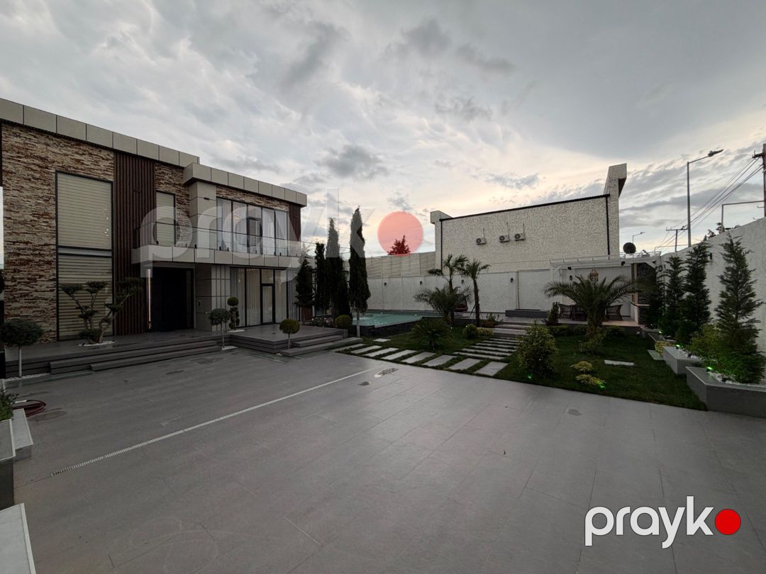 Satılır 5 otaqlı həyət evi/bağ evi 400 m² — Ev, villa, Bakı (3)