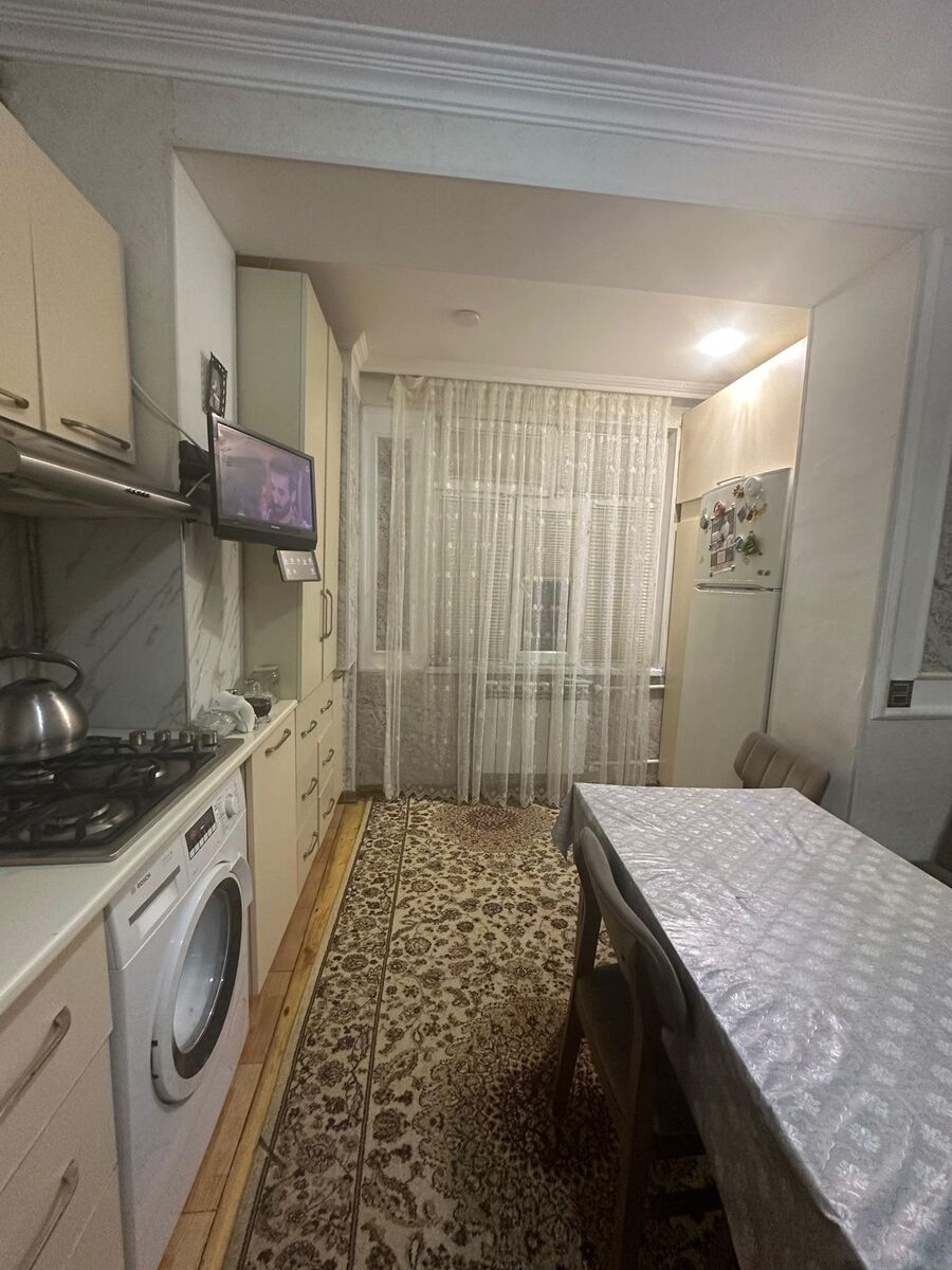 Satılır 4 otaqlı köhnə tikili 100 m² — Mənzil, Bakı (11)