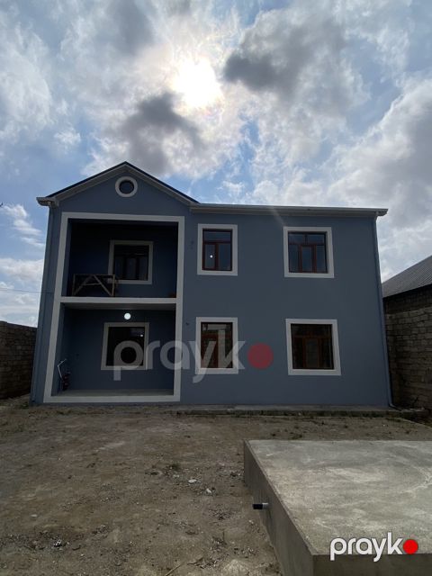 Satılır 5 otaqlı həyət evi/bağ evi 220 m²