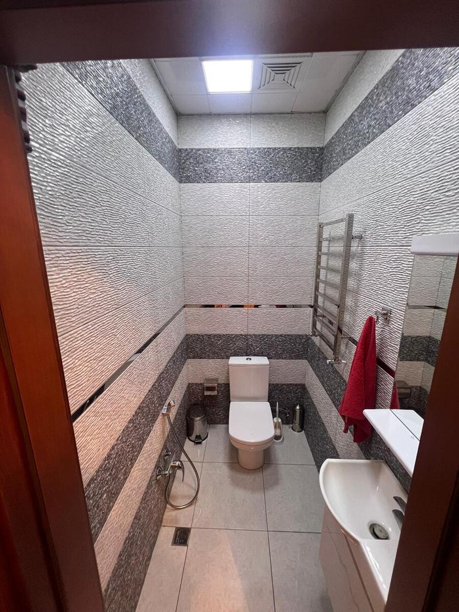 Satılır 4 otaqlı yeni tikili 192 m² — Mənzil, Bakı (11)