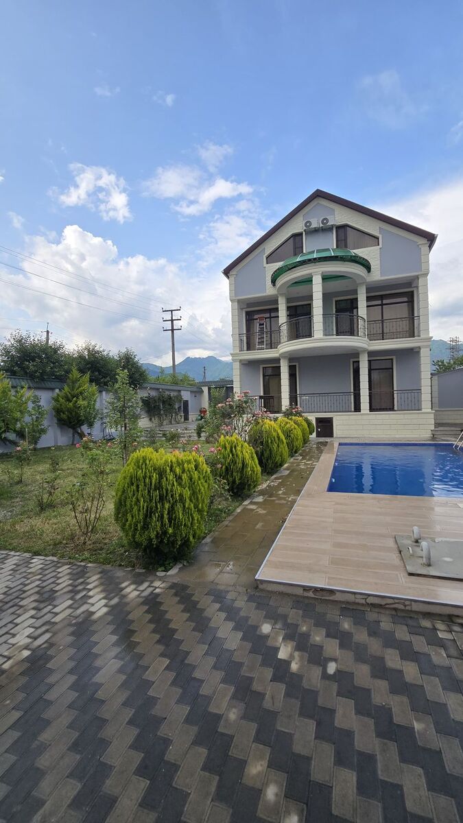 Satılır 8 otaqlı həyət evi/bağ evi 330 m² — Ev, villa, Qəbələ (2)