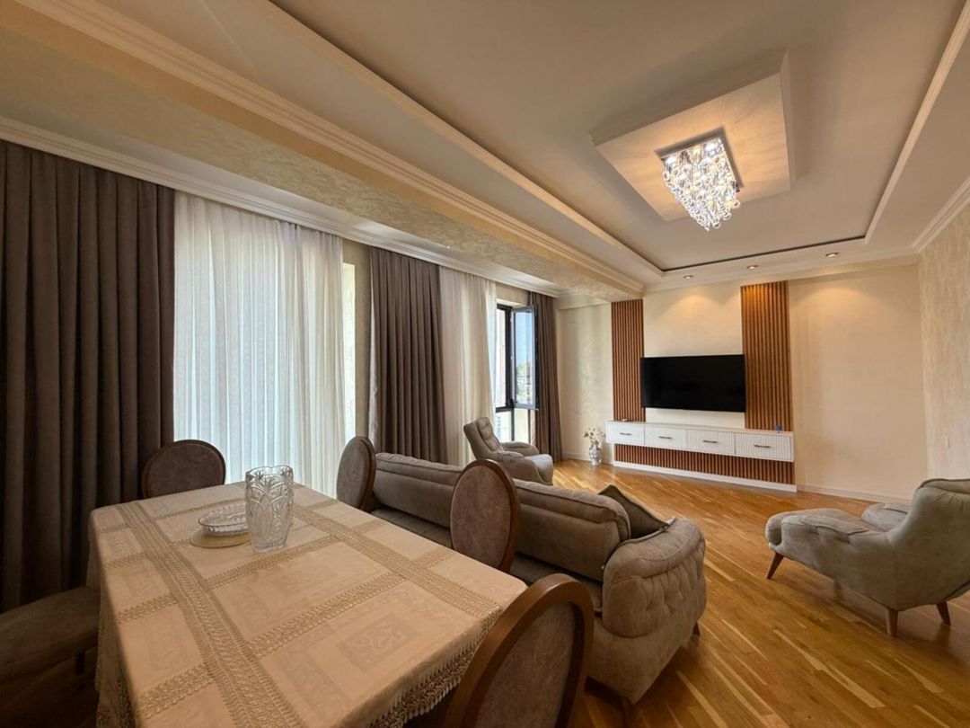 Satılır 4 otaqlı yeni tikili 146 m² — Mənzil, Bakı