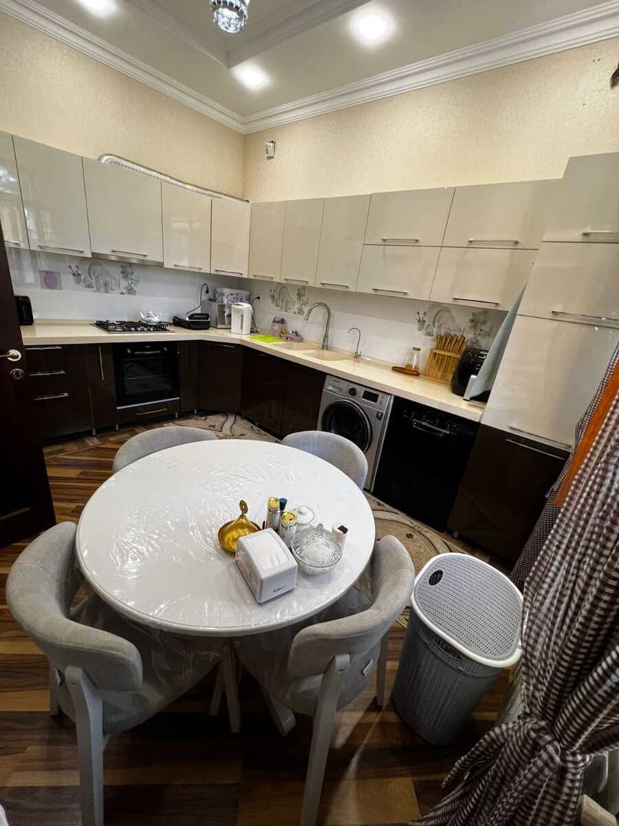 Satılır 5 otaqlı həyət evi/bağ evi 200 m² — Ev, villa, Bakı (10)