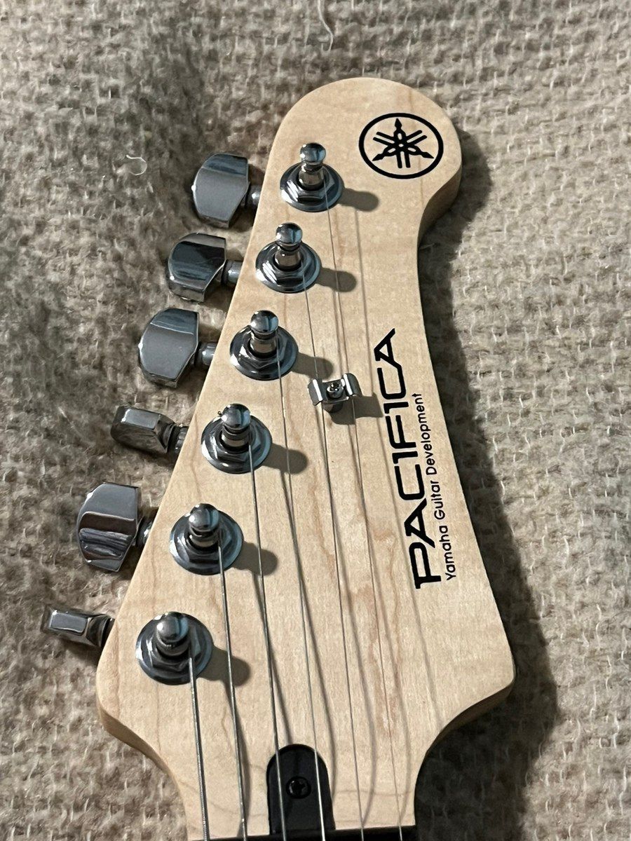 Gitara Yamaha Pacifica PAC112J) — Musiqiə alətləri, Bakı (3)