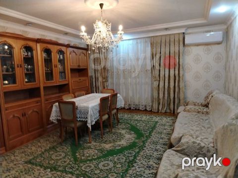 Satılır 4 otaqlı köhnə tikili 80 m²