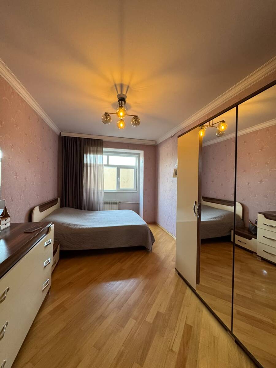 Satılır 4 otaqlı köhnə tikili 98 m² — Mənzil, Bakı (7)