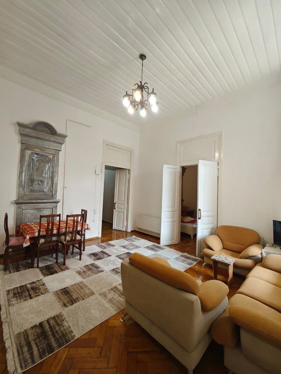 İcarəyə verilir 2 otaqlı köhnə tikili 90 m² — Mənzil, Bakı (6)