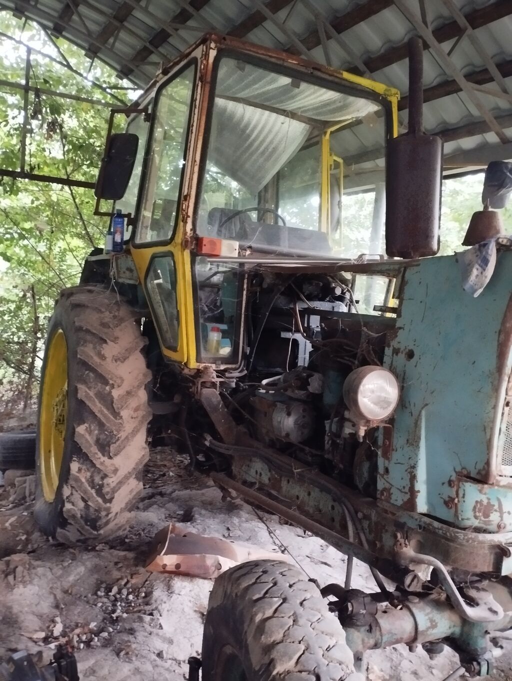 Kənd təsərrüfatı üçün universal təkərli traktor. - Kabinli, panoram — Traktorlar, Masallı (3)