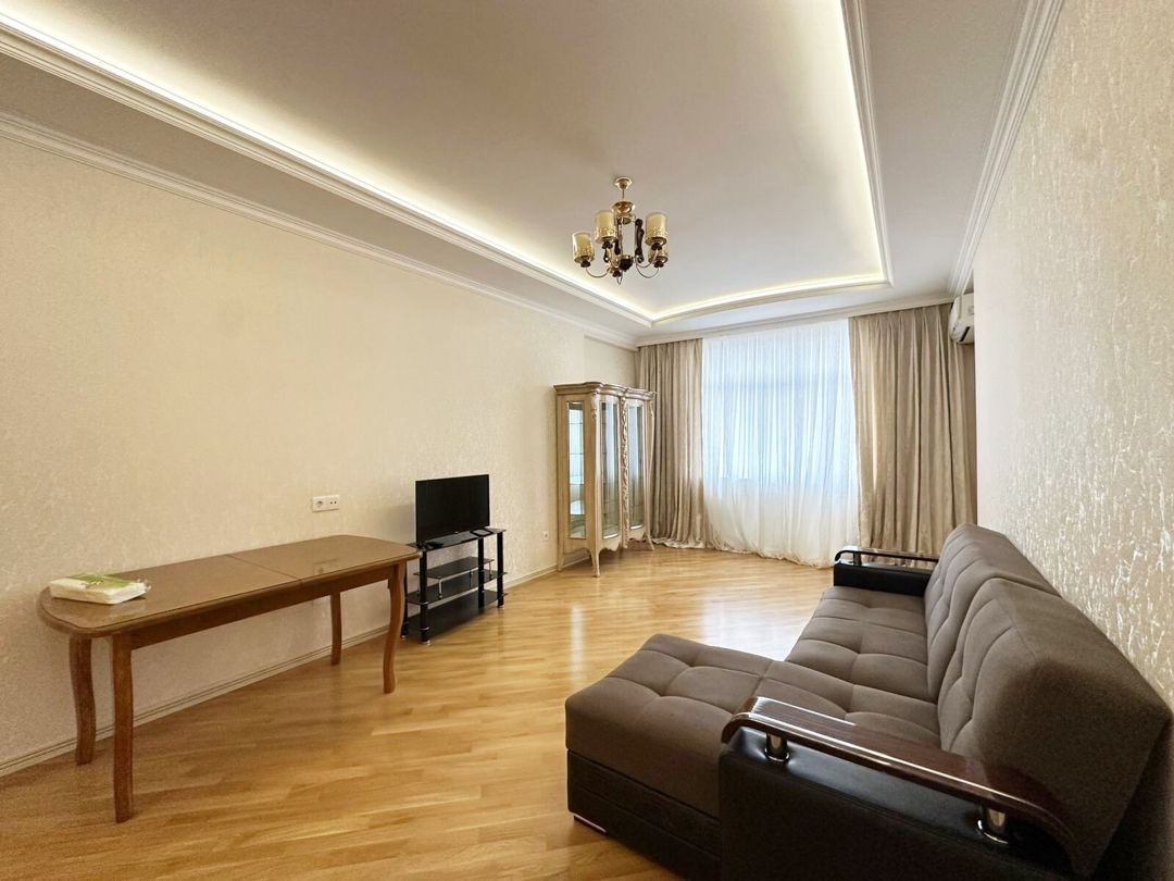 İcarəyə verilir 3 otaqlı yeni tikili 130 m² — Mənzil, Bakı (5)