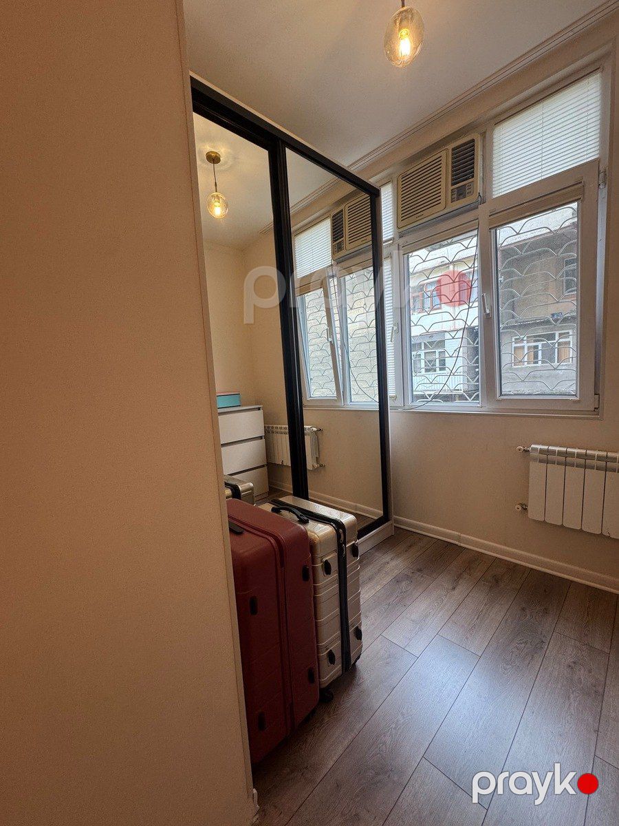 Satılır 2 otaqlı köhnə tikili 65 m² — Mənzil, Bakı (10)