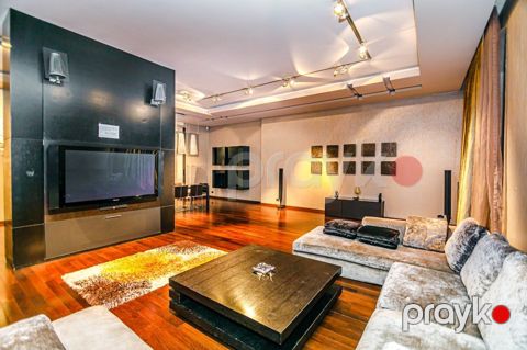 İcarəyə verilir 4 otaqlı köhnə tikili 350 m²