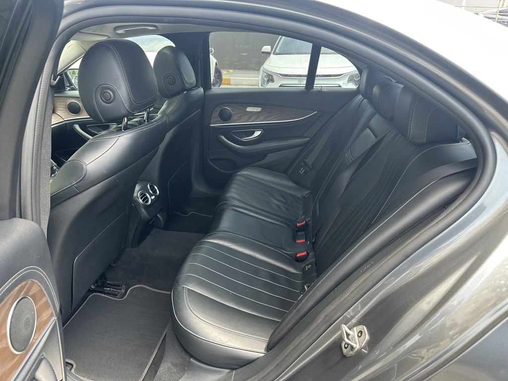 Mercedes E 220 d 4MATIC, 2.0 L, 2018 il, 62 276 km — Avtomobillər, Bakı (8)