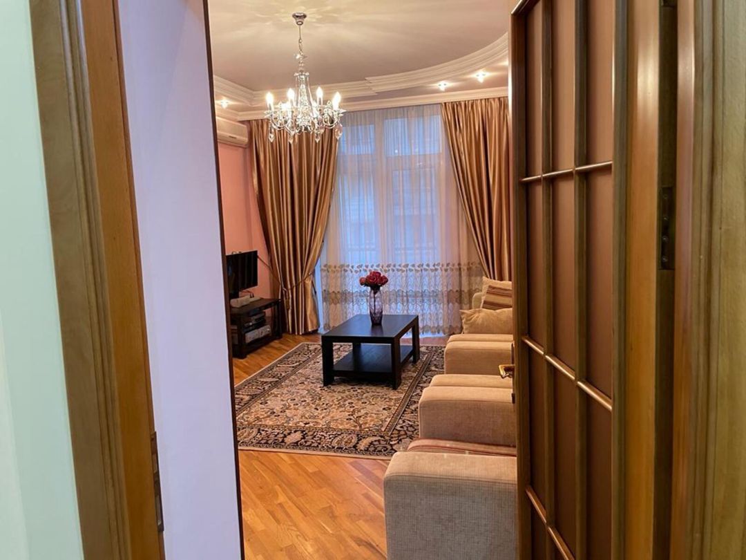 İcarəyə verilir 3 otaqlı köhnə tikili 80 m² — Mənzil, Bakı (11)