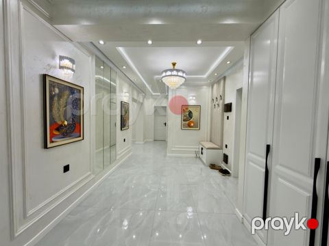 Satılır 4 otaqlı yeni tikili 153 m²