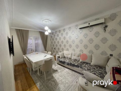 Satılır 4 otaqlı köhnə tikili 100 m²