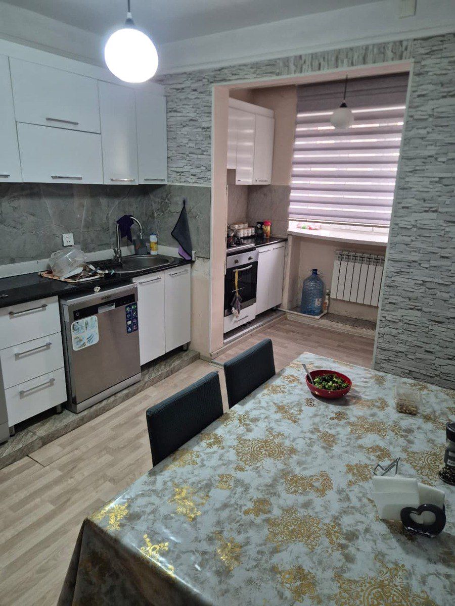 İcarəyə verilir 3 otaqlı köhnə tikili 85 m² — Mənzil, Bakı (9)