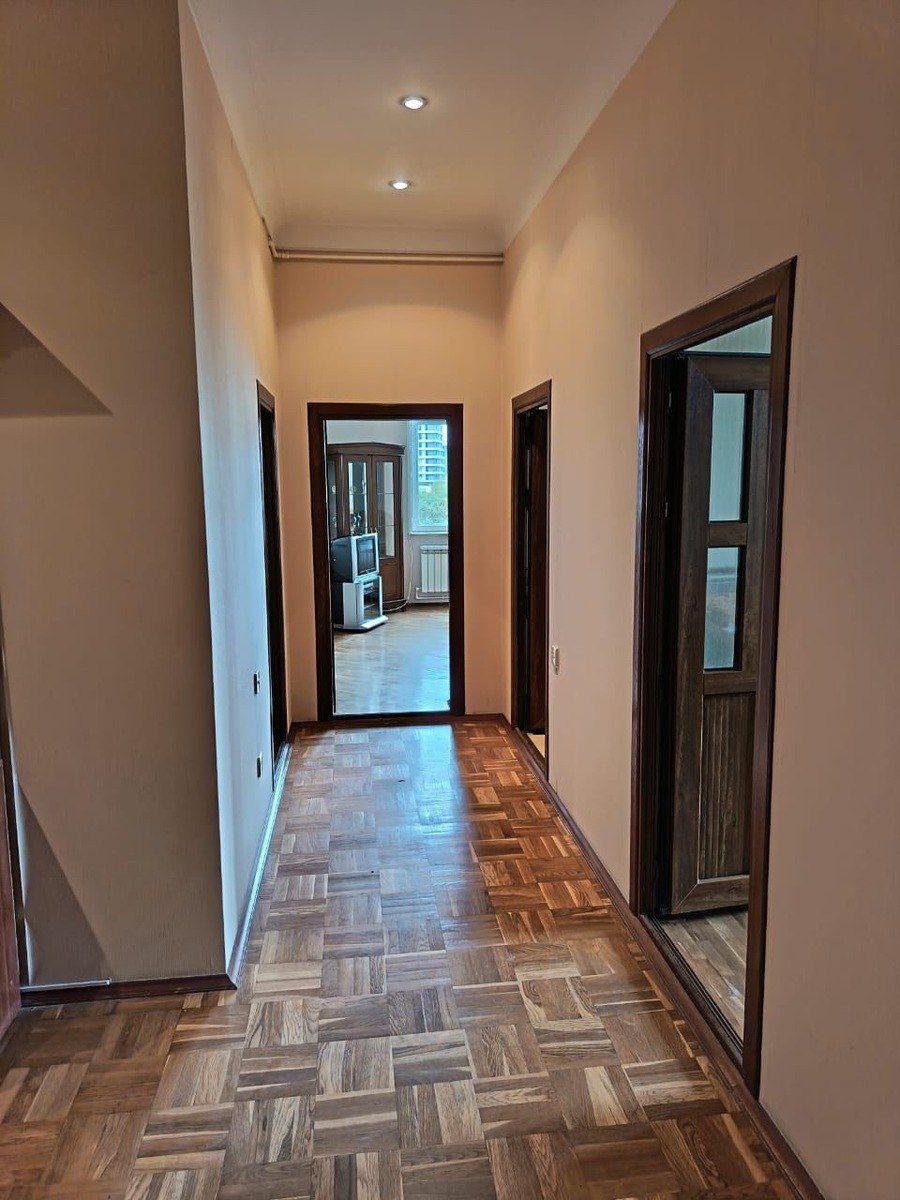 İcarəyə verilir 2 otaqlı yeni tikili 80 m² — Mənzil, Bakı (7)