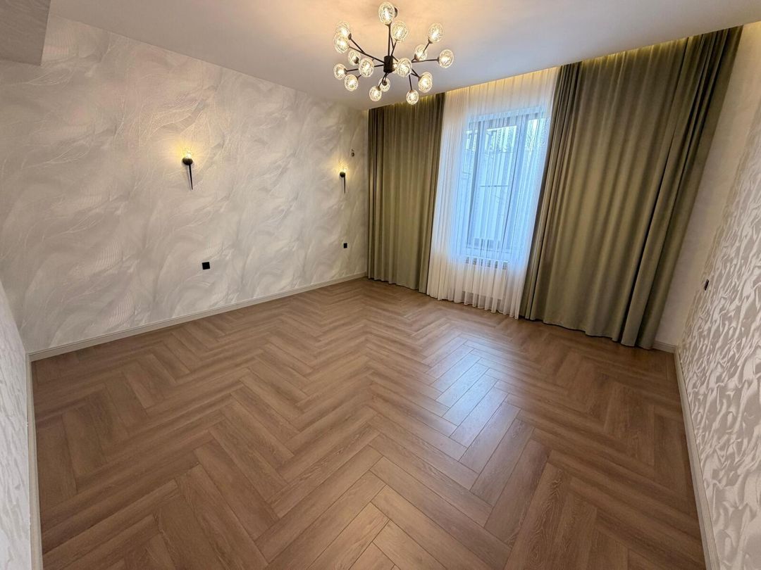 Satılır 5 otaqlı həyət evi/bağ evi 250 m² — Ev, villa, Bakı (6)