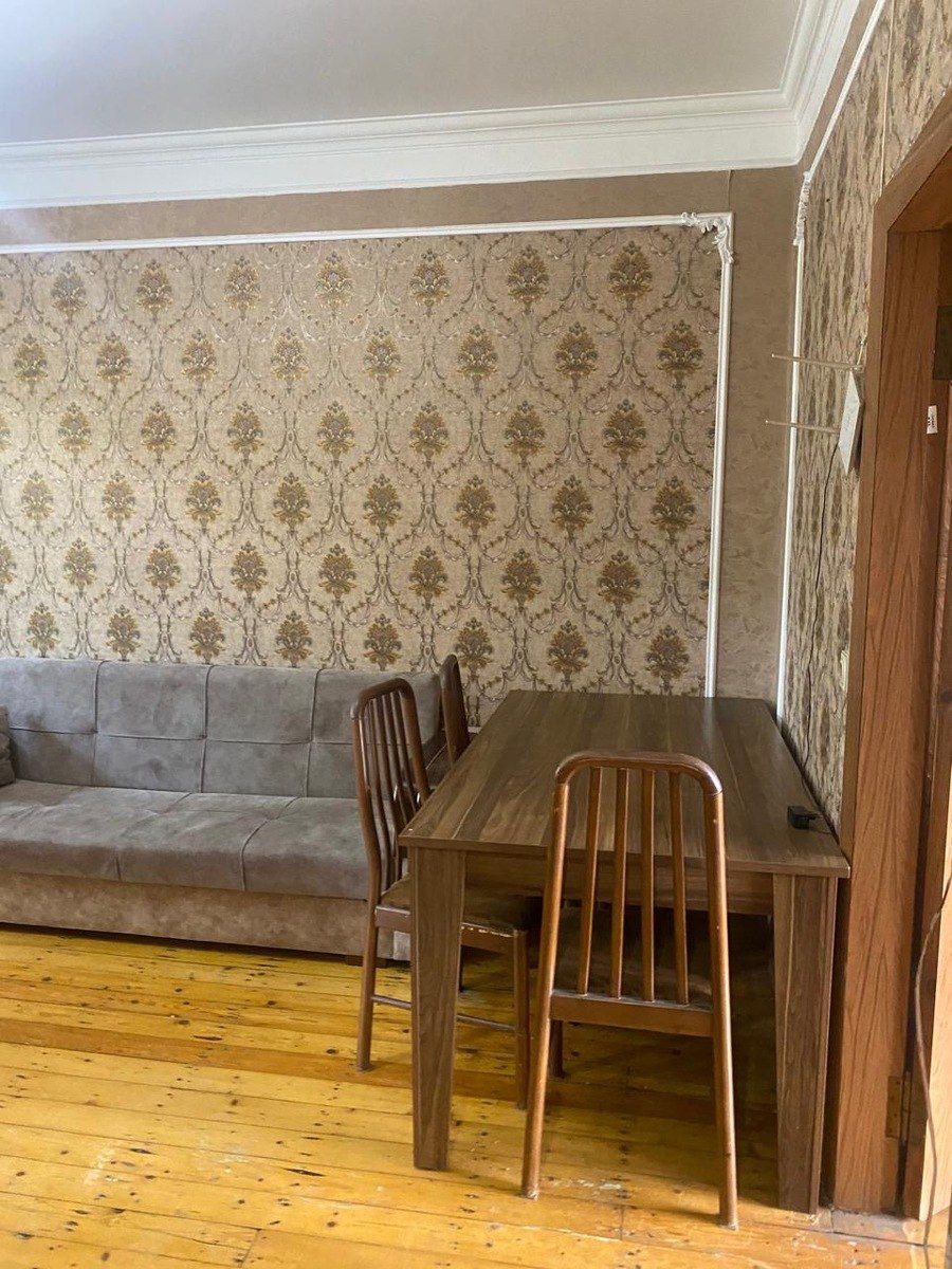 Satılır 2 otaqlı köhnə tikili 52 m² — Mənzil, Bakı (2)
