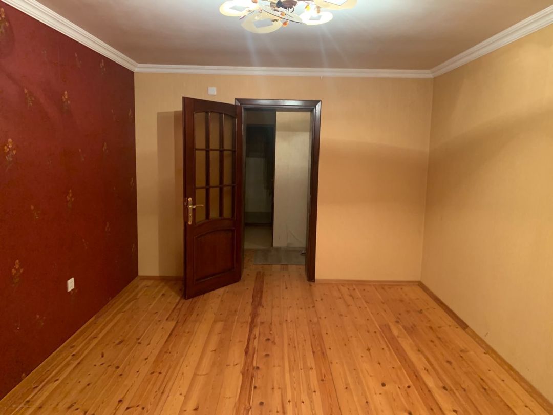 Satılır 3 otaqlı köhnə tikili 70 m² — Mənzil, Bakı (4)