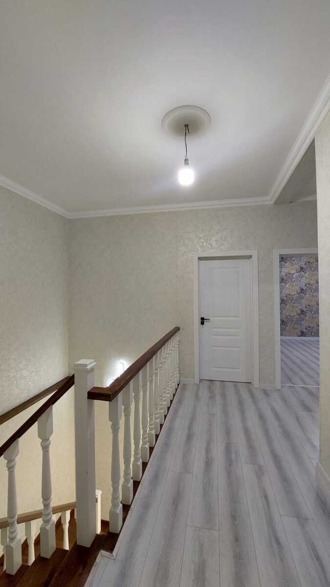 Satılır 4 otaqlı həyət evi/bağ evi 200 m² — Ev, villa, Bakı (8)