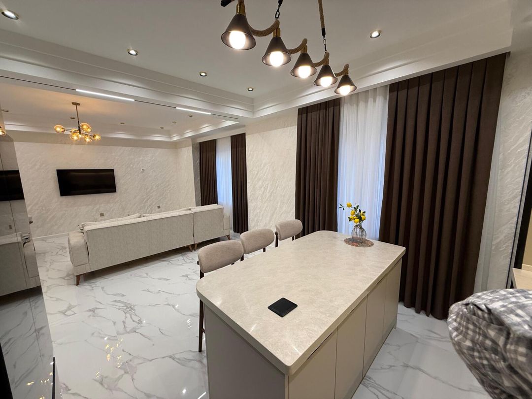 İcarəyə verilir 4 otaqlı yeni tikili 140 m² — Mənzil, Bakı (8)