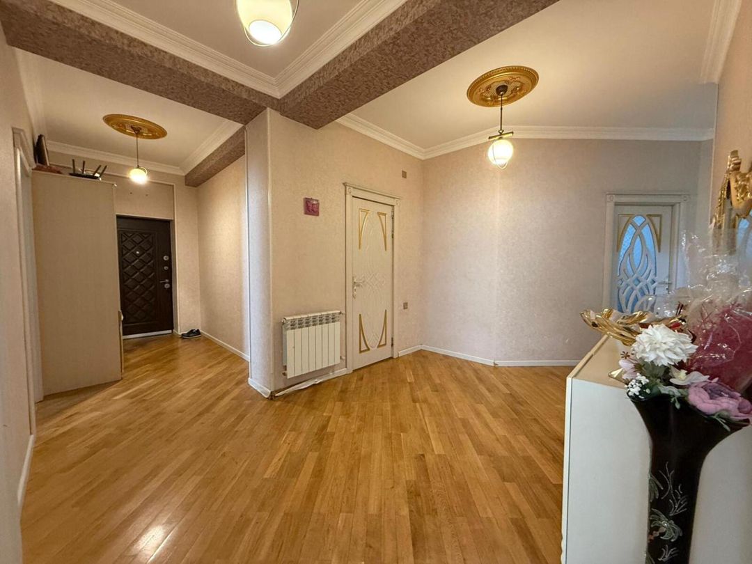 Satılır 4 otaqlı yeni tikili 133 m² — Mənzil, Bakı (7)