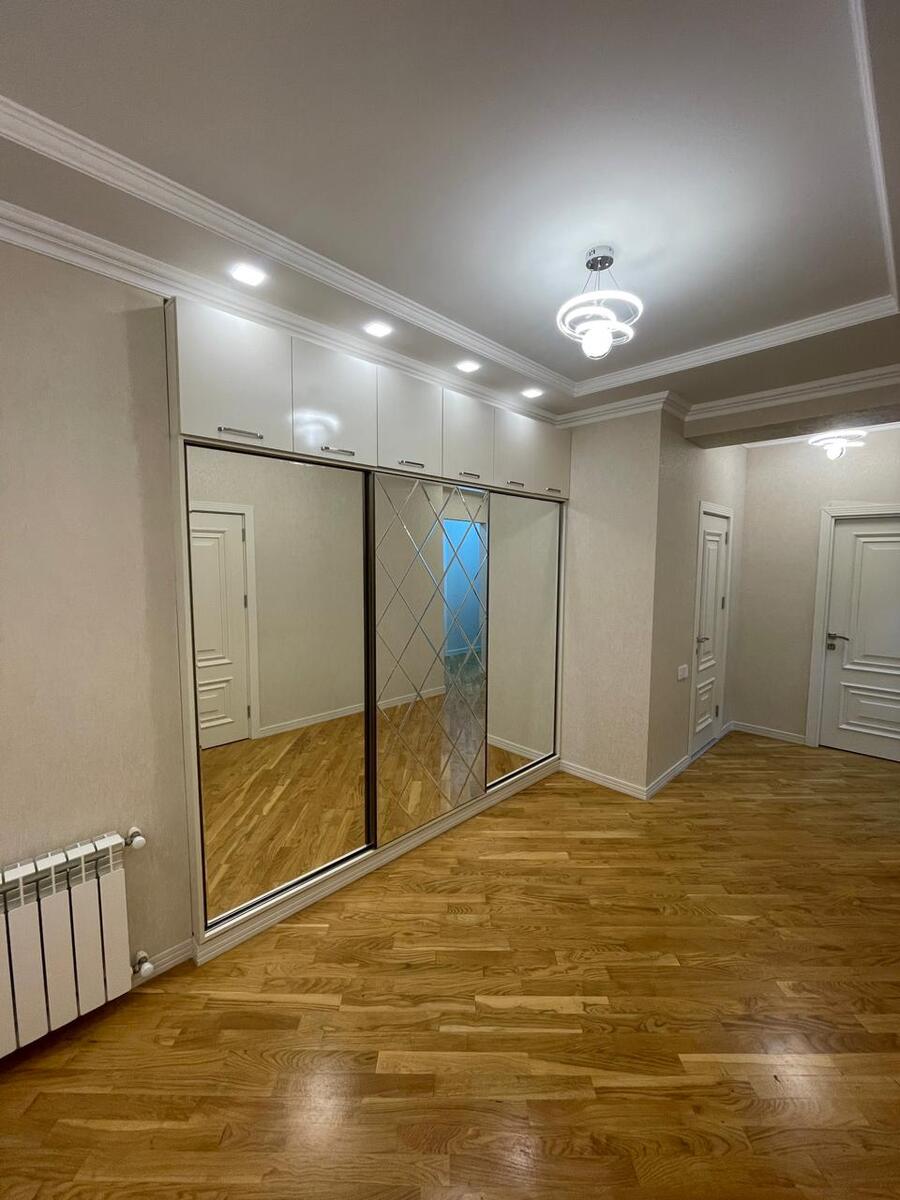 Satılır 4 otaqlı yeni tikili 150 m² — Mənzil, Bakı (7)