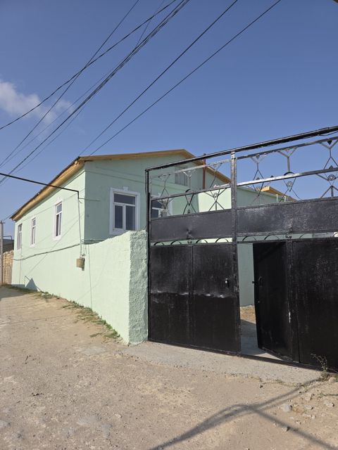 Satılır 5 otaqlı həyət evi/bağ evi 166 m² — Bakı