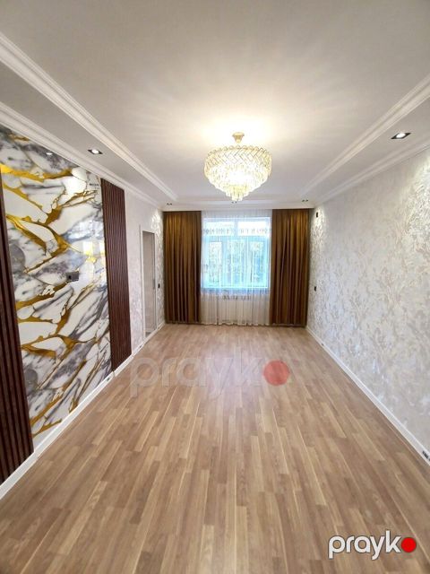 Satılır 3 otaqlı köhnə tikili 65 m²