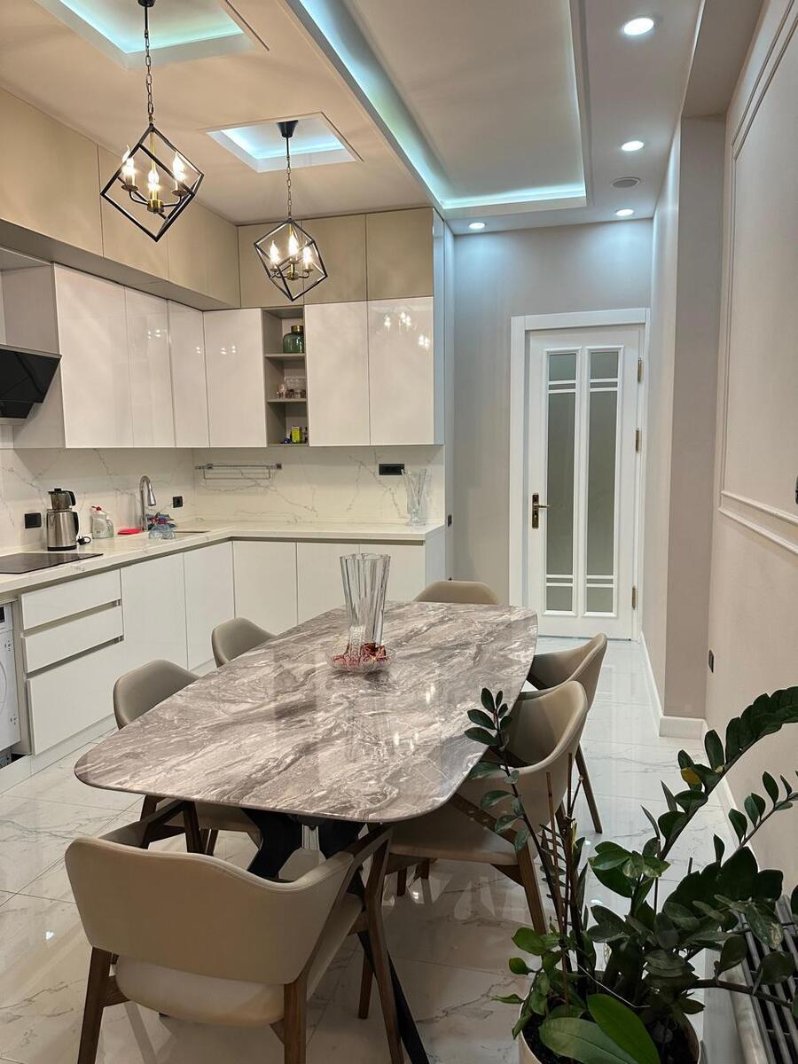 İcarəyə verilir 3 otaqlı yeni tikili 160 m² — Mənzil, Bakı (6)