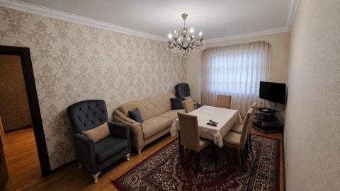 İcarəyə verilir 2 otaqlı köhnə tikili 60 m² — Gəncə