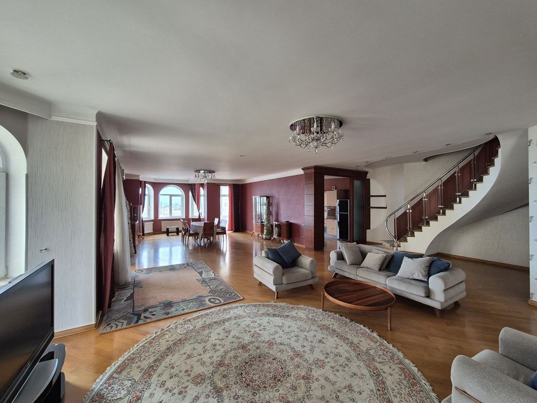 İcarəyə verilir 5 otaqlı yeni tikili 340 m² — Mənzil, Bakı
