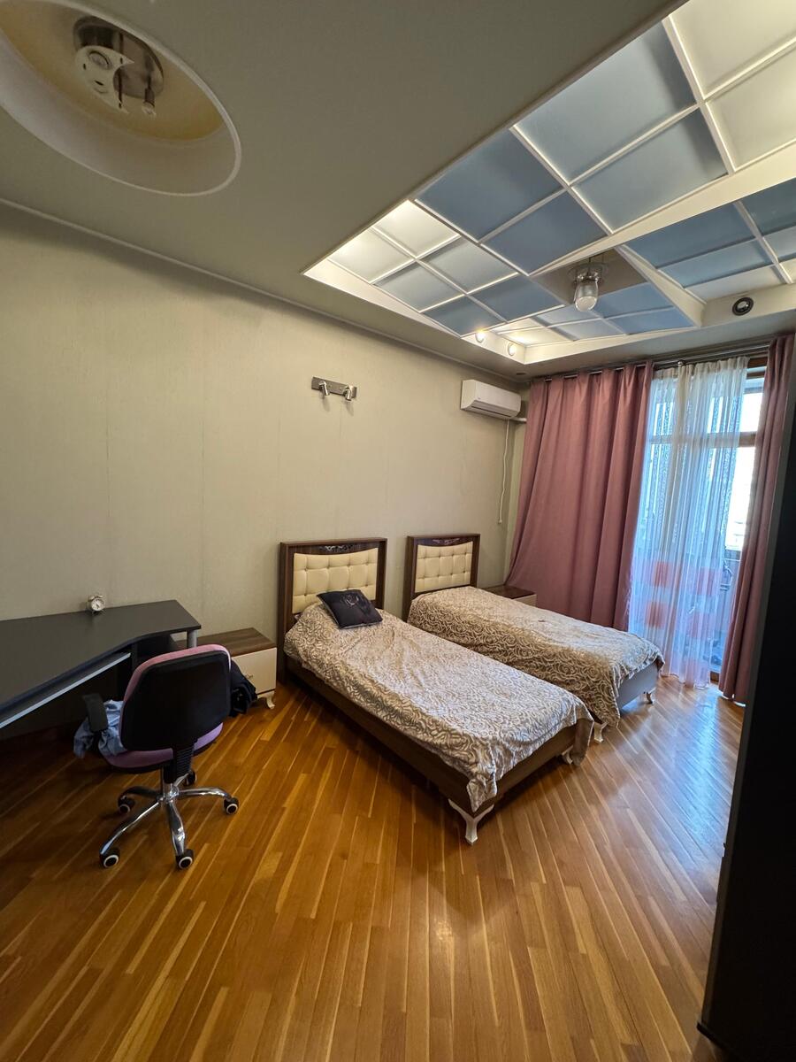 Satılır 5 otaqlı yeni tikili 245 m² — Mənzil, Bakı (5)