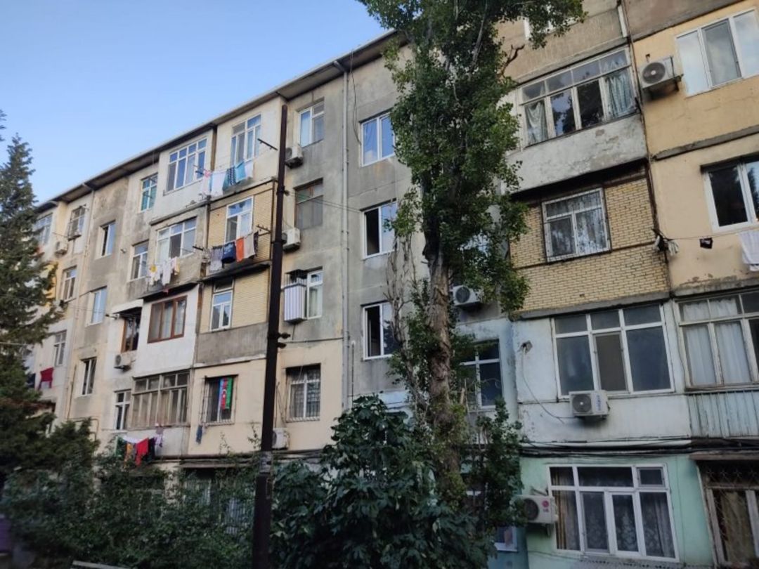2-otaqlı mənzil, Azadlıq m., 40 m² — Mənzil, Bakı
