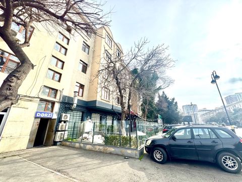 Satılır 2 otaqlı köhnə tikili 55 m² — Bakı