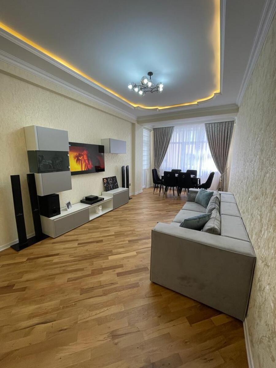 Satılır 2 otaqlı yeni tikili 85 m² — Mənzil, Bakı (2)