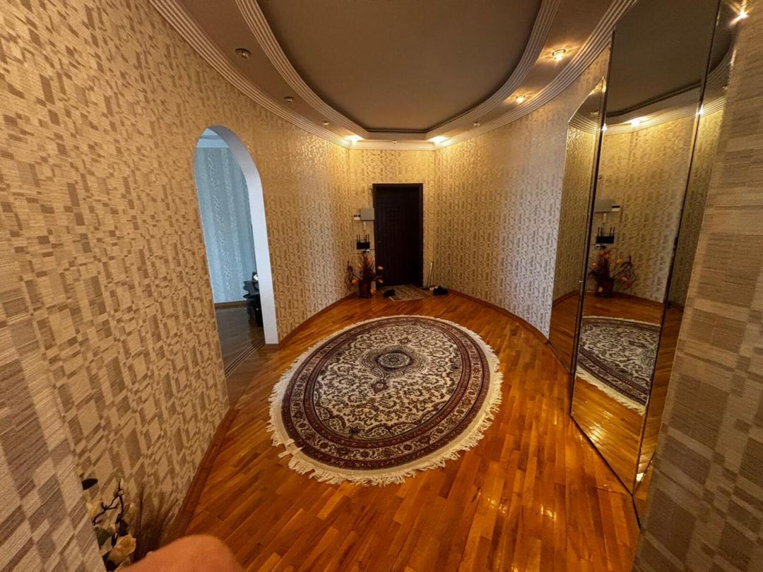 Satılır 3 otaqlı yeni tikili 140 m² — Mənzil, Bakı (2)