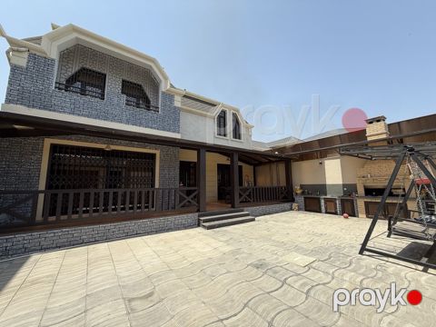 Satılır 8 otaqlı həyət evi/bağ evi 500 m²