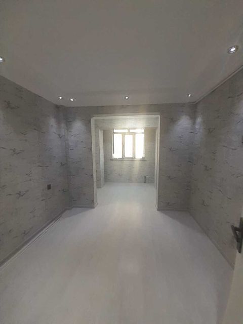 Satılır 4 otaqlı köhnə tikili 65 m² — Bakı