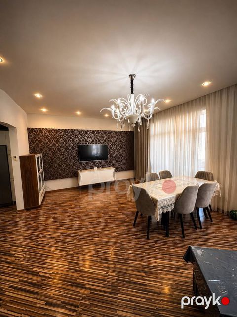 Satılır 3 otaqlı yeni tikili 120 m²