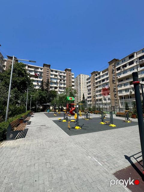 Satılır 2 otaqlı köhnə tikili 40 m²