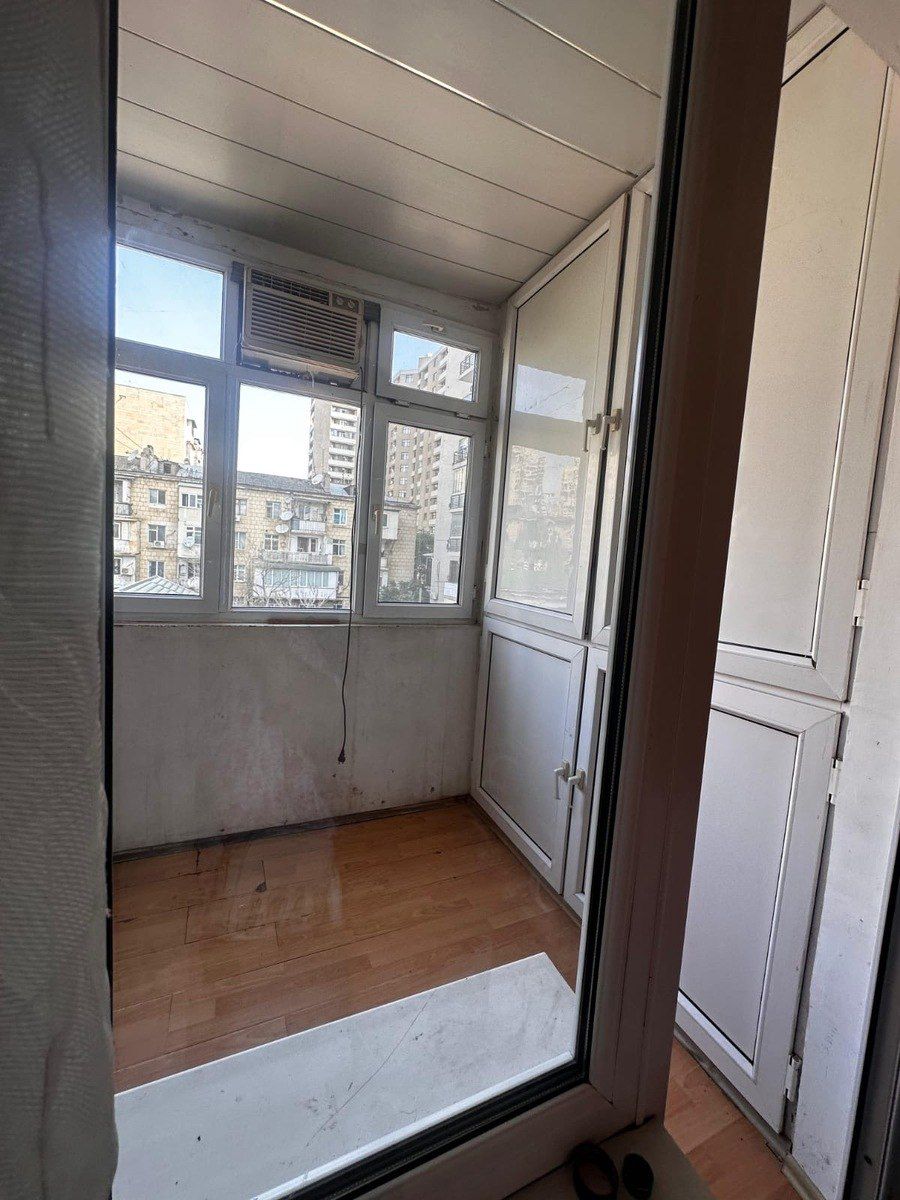 İcarəyə verilir 2 otaqlı köhnə tikili 65 m² — Mənzil, Bakı (6)